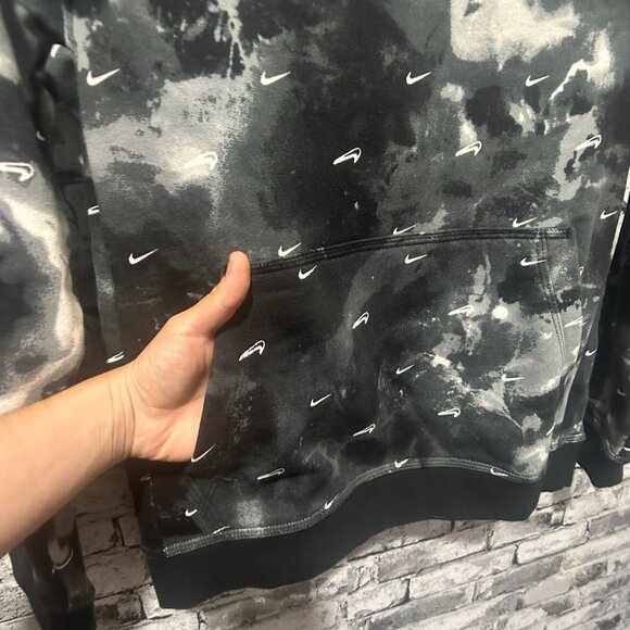 EUC Nike Youth  Black Grey White Hoodie w/ Upside Down Swoosh - Picture 6 of 15